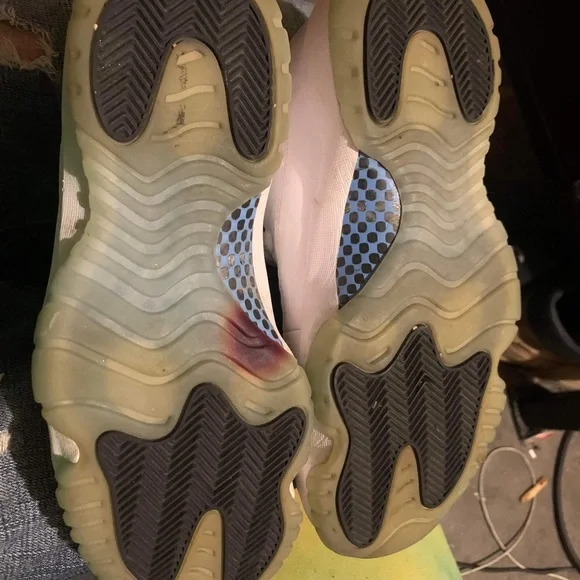 Air Jordan 11 Retro 'Legend Blue' 2014 - Picture 3 of 4